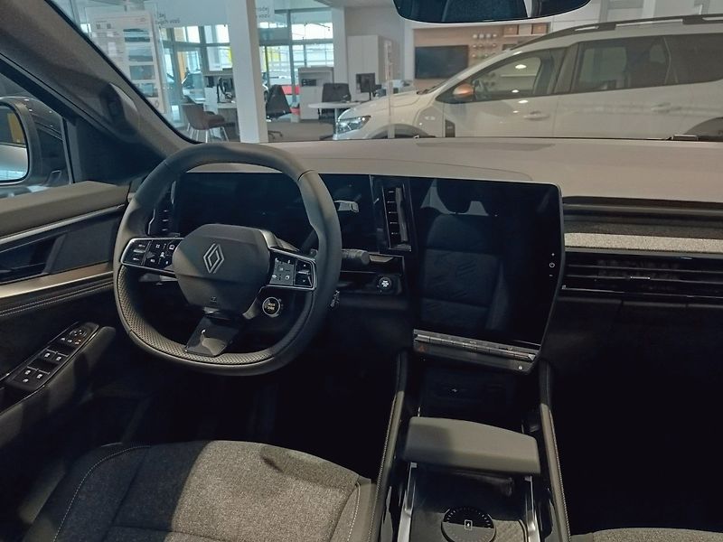 Renault Austral (2026) full hybrid E-Tech 200 - fotka 8 z 14