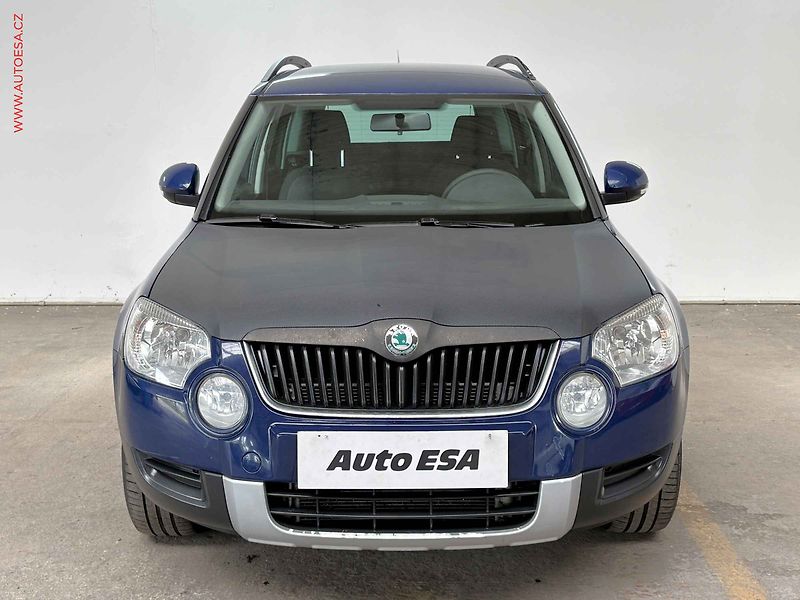 Škoda Yeti (2010) 2.0 4x4, AC, výhřev sed - fotka 2 z 14