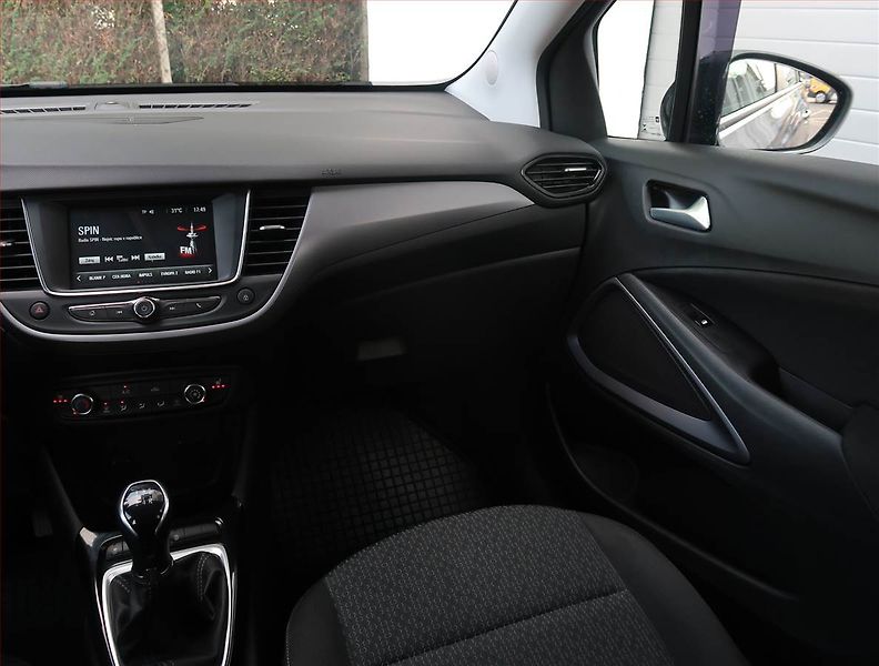 Opel Crossland X (2022) 1.2, Serv.kniha, Tempomat - fotka 8 z 16