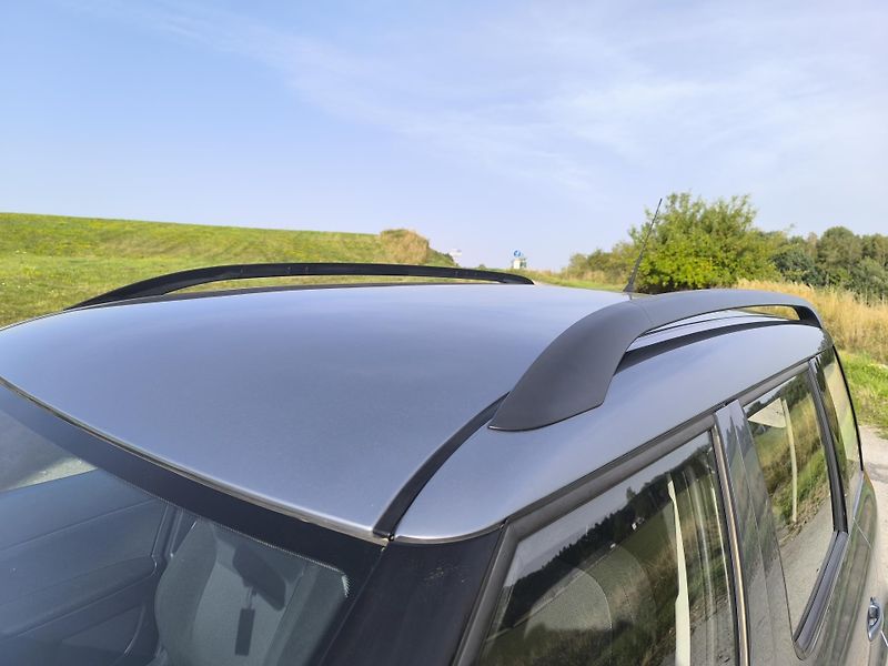 Škoda Yeti (2010) 1.2 TSI  DOLOŽENÉ KM - fotka 9 z 27