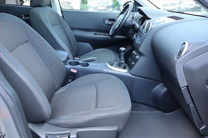 Nissan Qashqai (2009) 1.6, Serv.kniha, Navi - fotka 9 z 20