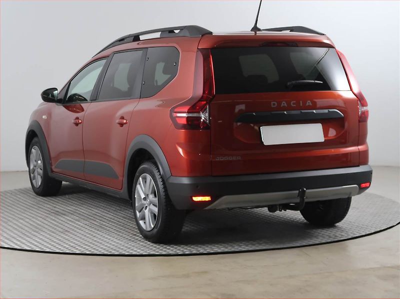 Dacia Jogger (2022) 1.0 TCe, 7 míst, Serv.kniha - fotka 4 z 14