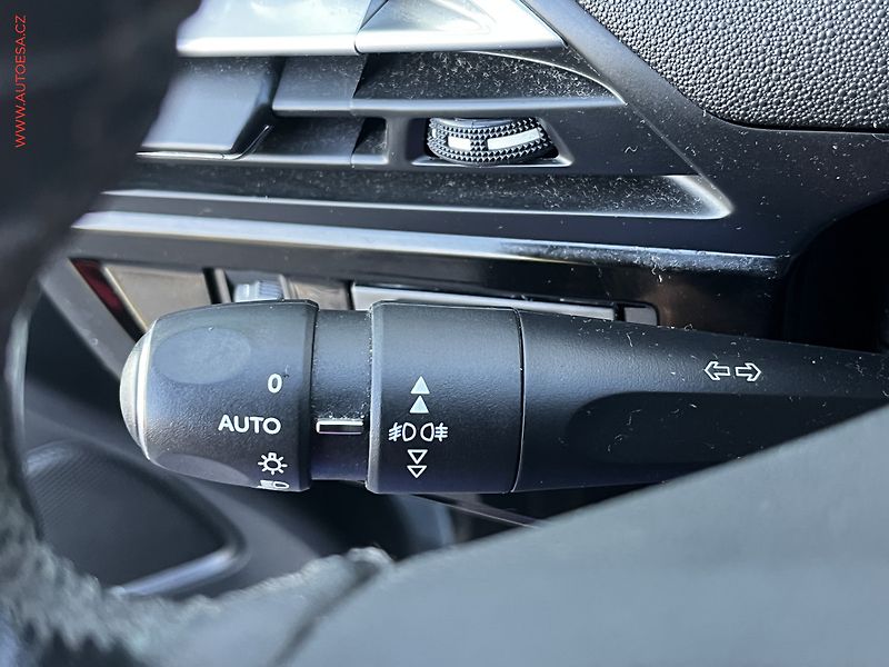 Citroën C4 Picasso (2016) 1.6i, AC, TZ - fotka 19 z 21