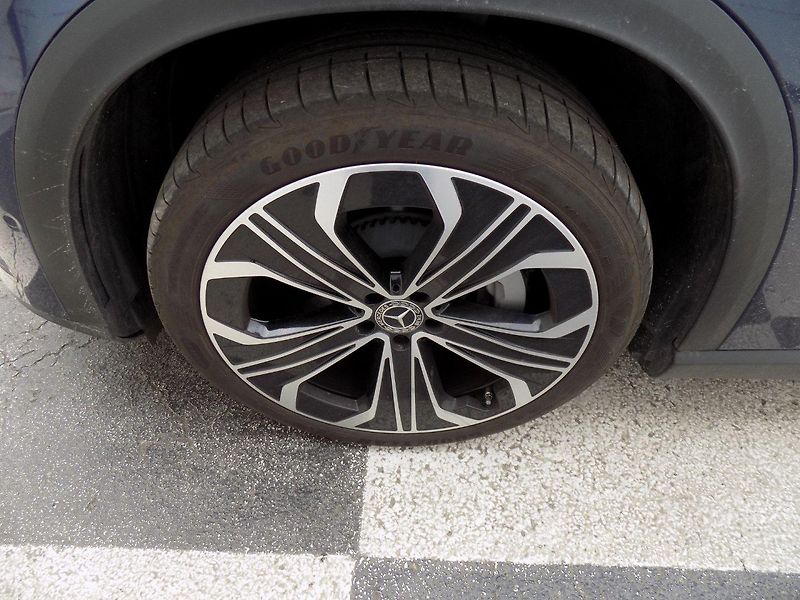 Mercedes-Benz EQE (2023) 350+/Performance-LED/PANO/DPH/ - fotka 49 z 50
