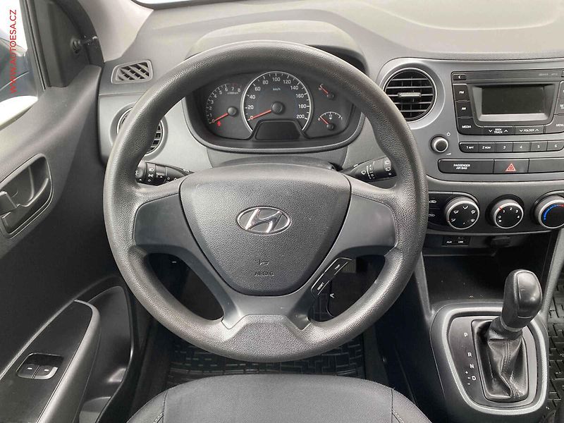 Hyundai i10 (2017) 1.0i, ČR, AT, AC - fotka 11 z 15