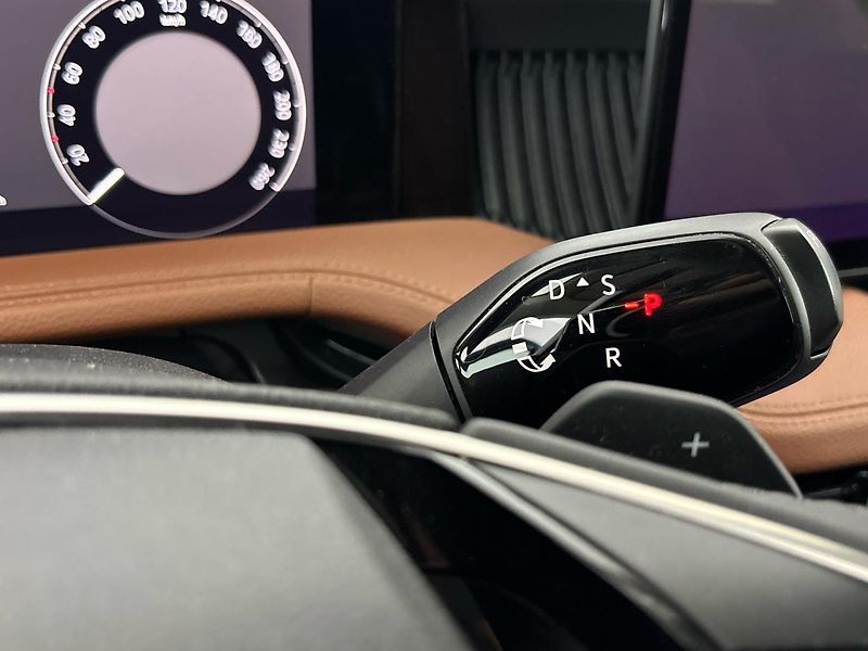 Škoda Superb Laurin & Klement - fotka 20 z 30