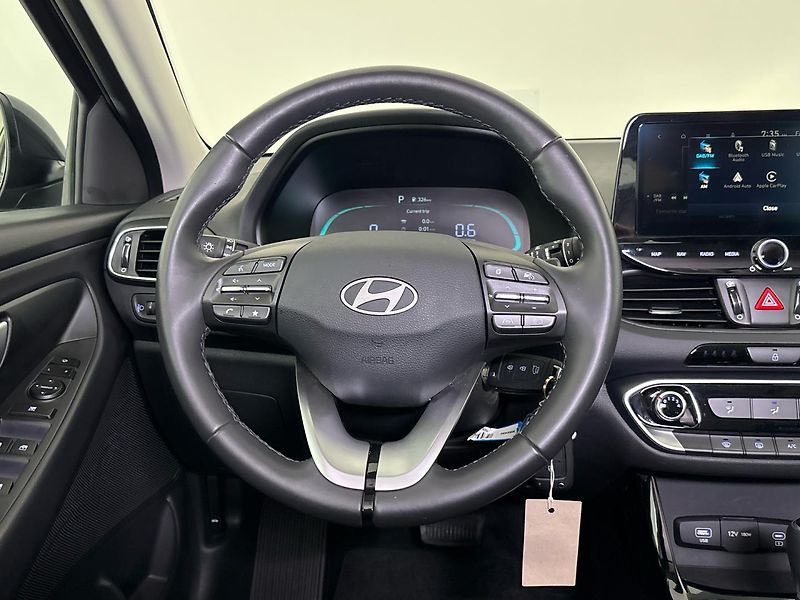 Hyundai i30 Smart DCT - fotka 18 z 26