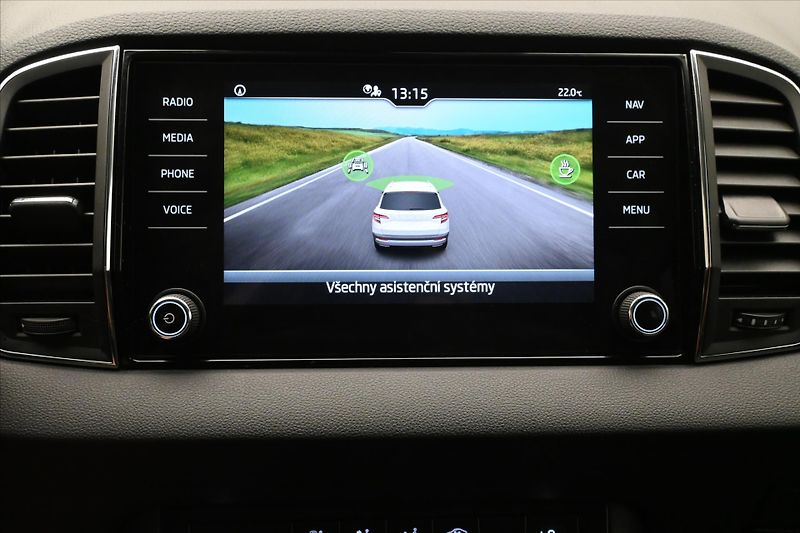 Škoda Karoq 1,5 TSI 110kW Business Záruka - fotka 19 z 31