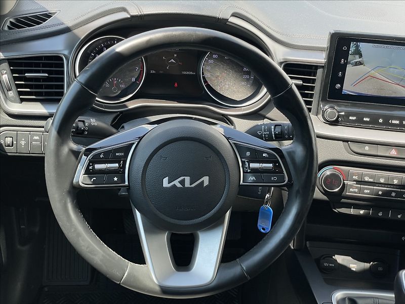 Kia Ceed 1,5 T-GDI Combi Top PDC  SW - fotka 8 z 22