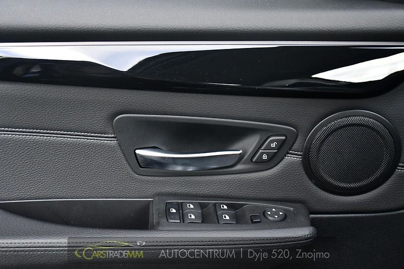 BMW Řada 2 216d GRAND TOURER TAŽNÉ 7MÍST - fotka 26 z 54
