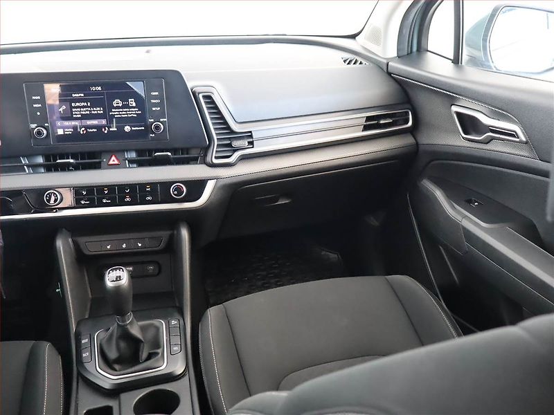 Kia Sportage (2022) 1.6 T-GDI - fotka 8 z 21