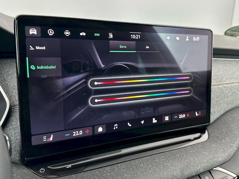 Škoda Octavia (2025) 1.5TSI 110kW Top Selection - fotka 21 z 34