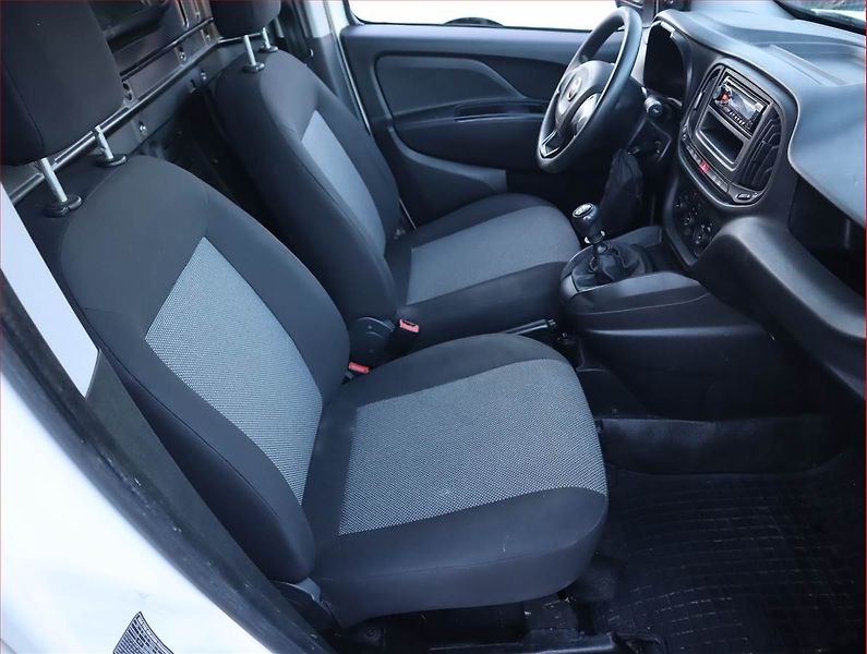 Fiat Dobló (2016) Maxi 1.6 MultiJet, SR, DPH - fotka 7 z 11