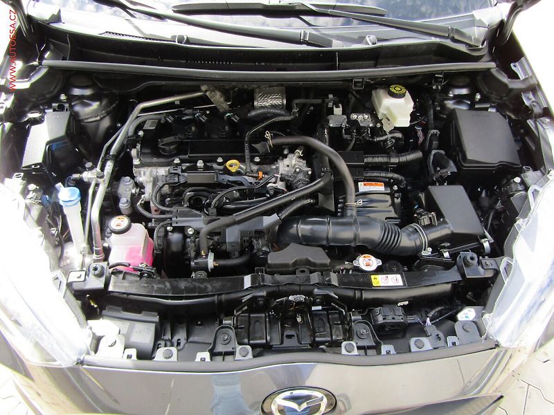 Mazda 2 (2023) 1.5 VVFi hybrid, 1.maj,ČR - fotka 7 z 22