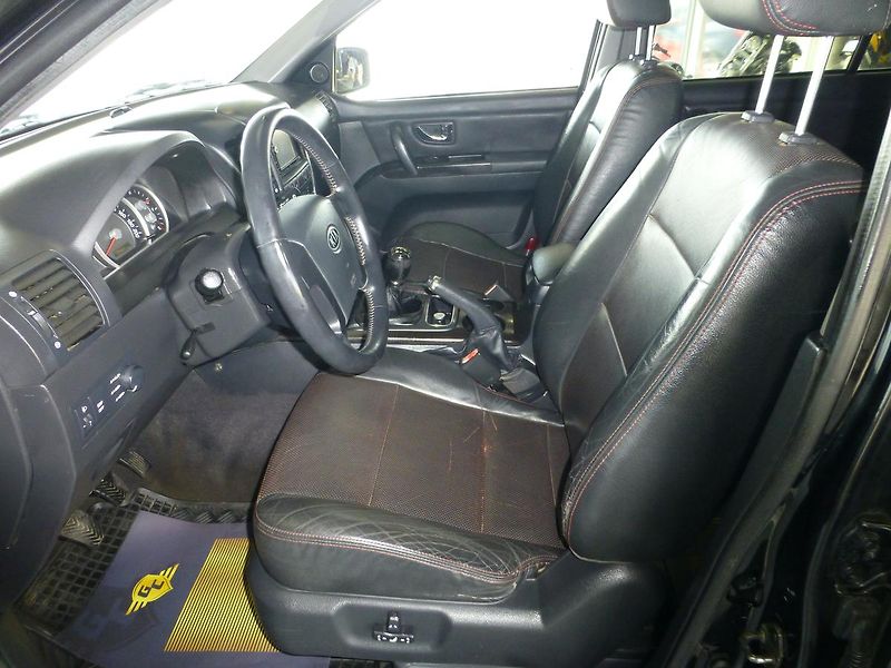 Kia Sorento (2007) 2,5CRDI*NAVI*VYHŘ.S**+SADA*4X4 - fotka 10 z 27