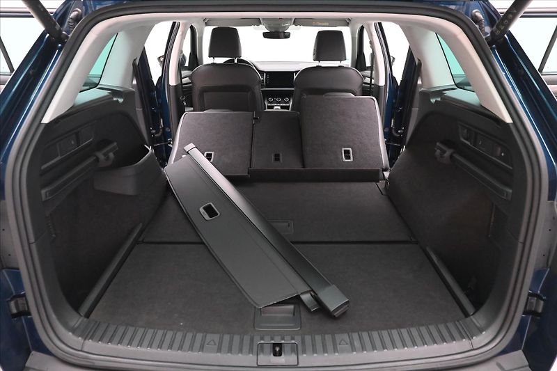 Škoda Kodiaq 2,0 TDI 147 kW DSG 4x4 Style Z - fotka 11 z 33