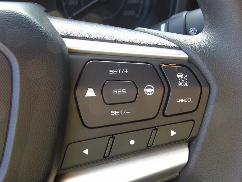 Isuzu D-Max (2026) LS 2.2L 163K 4x4 8st. A/T - fotka 16 z 46