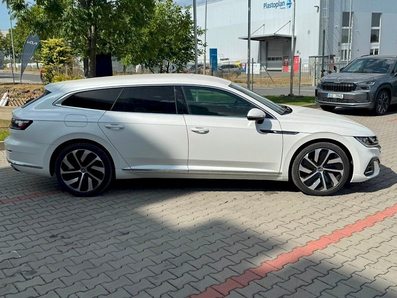 Volkswagen Arteon (2023) SHOOTING BRAKE R-LINE 2,0 TDI - fotka 21 z 27