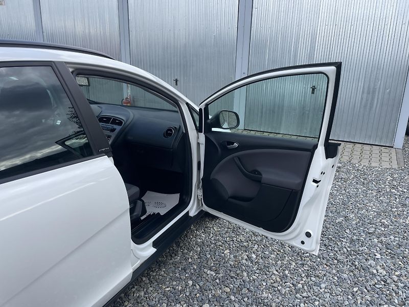 Seat Altea 1.6TDi 105PS XXL ECOMOTIVE TOP - fotka 144 z 189