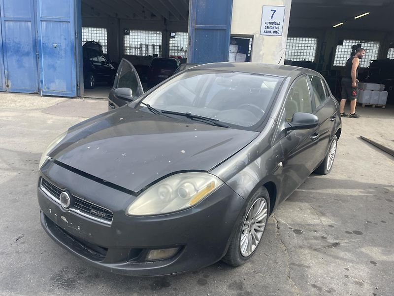 Fiat Bravo (2008) 1.9 JTD 88Kw NÁHRADNÍ DÍLY - fotka 1 z 4