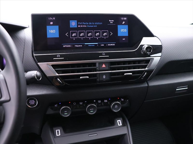 Citroën C4 1,2 PT 96kW Shine Aut Kůže HUD - fotka 24 z 38