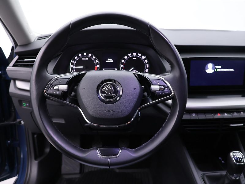 Škoda Octavia 2,0 TDI 1.Maj. CZ DPH LED - fotka 16 z 33