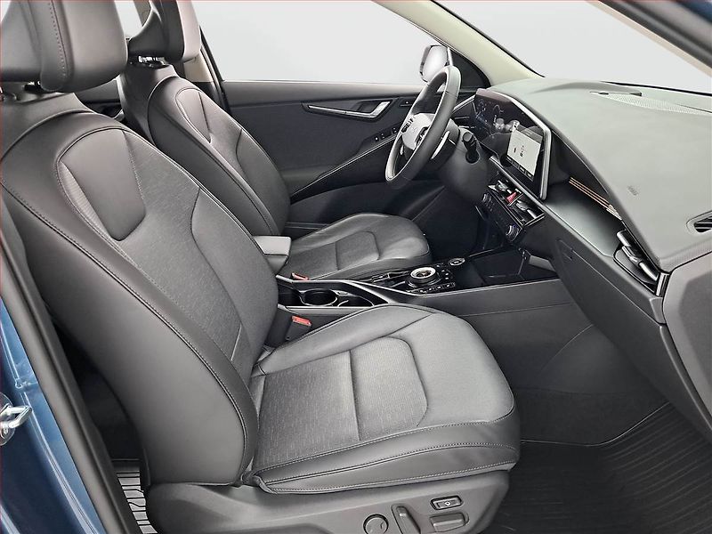 Kia Niro (2023) Premium Hybrid - fotka 9 z 23