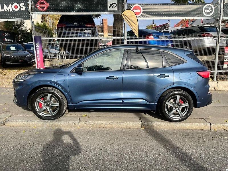 Ford Kuga 2.5PHEV/2022/ST-Line X-1MAJ.1M - fotka 3 z 57