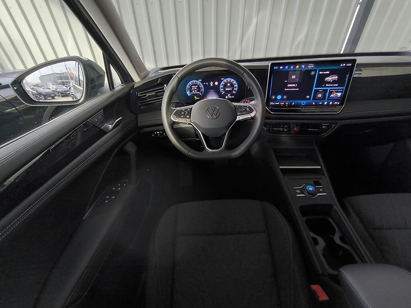 Volkswagen Tiguan DSG 1,5 TSi 96 kW Life - fotka 7 z 21