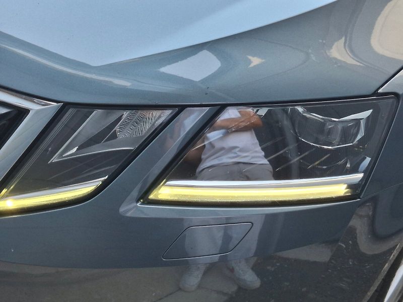 Škoda Octavia (2018) Combi Style Plus 4x4 2,0TDi 11 - fotka 31 z 32