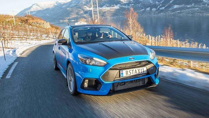 Evald Jastad a jeho Ford Focus RS Taxi.