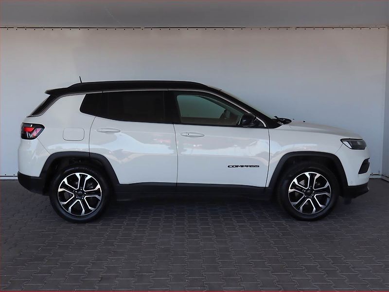 Jeep Compass (2022) 1.6 MultiJet - fotka 6 z 26