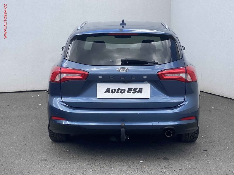 Ford Focus (2019) 2.0 TDCi, Titanium, AT, LED - fotka 5 z 18