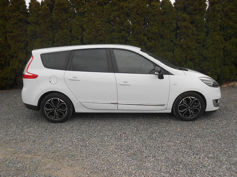 Renault Grand Scénic 2.0DCi, KAMERA,BOSSE - fotka 4 z 41