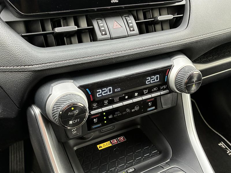 Toyota RAV4 2.5 HSD e-CVT AWD Exe. JBL - fotka 20 z 24