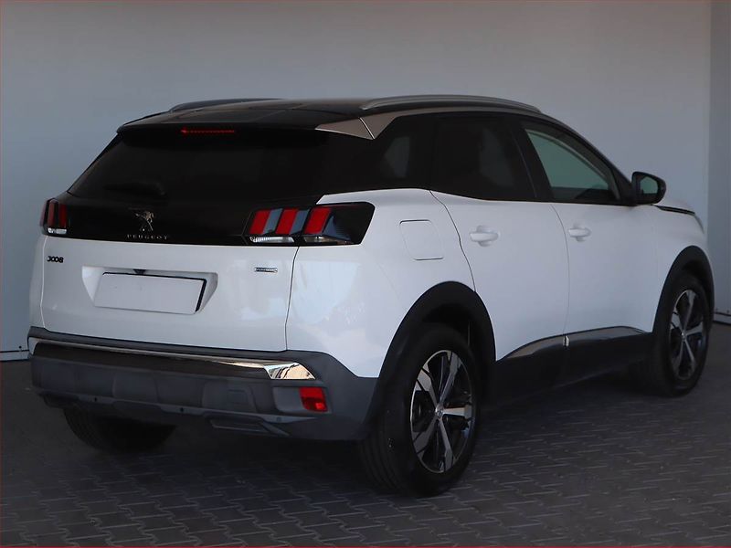 Peugeot 3008 (2017) Allure 1.2 PureTech - fotka 5 z 20