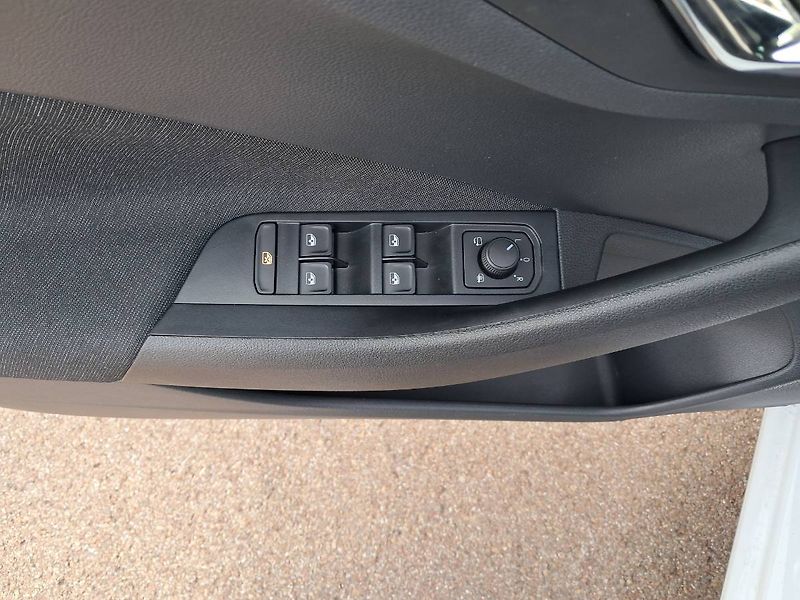 Škoda Scala (2026) TOP SELECTION 1.0 TSI / 85 kW - fotka 16 z 26