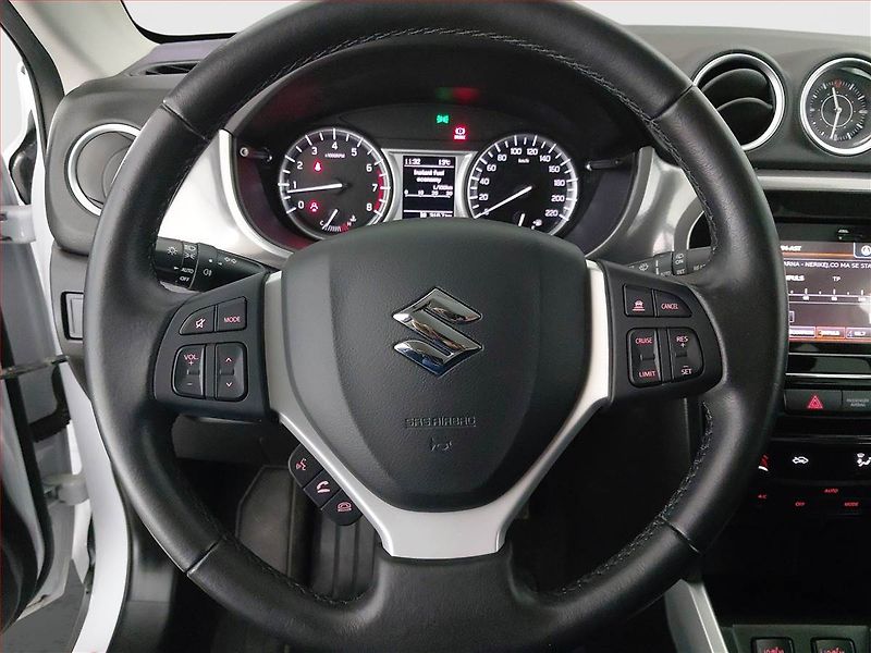 Suzuki Vitara (2017) 1.6 VVT, ČR,1.maj, Serv.kniha - fotka 16 z 19