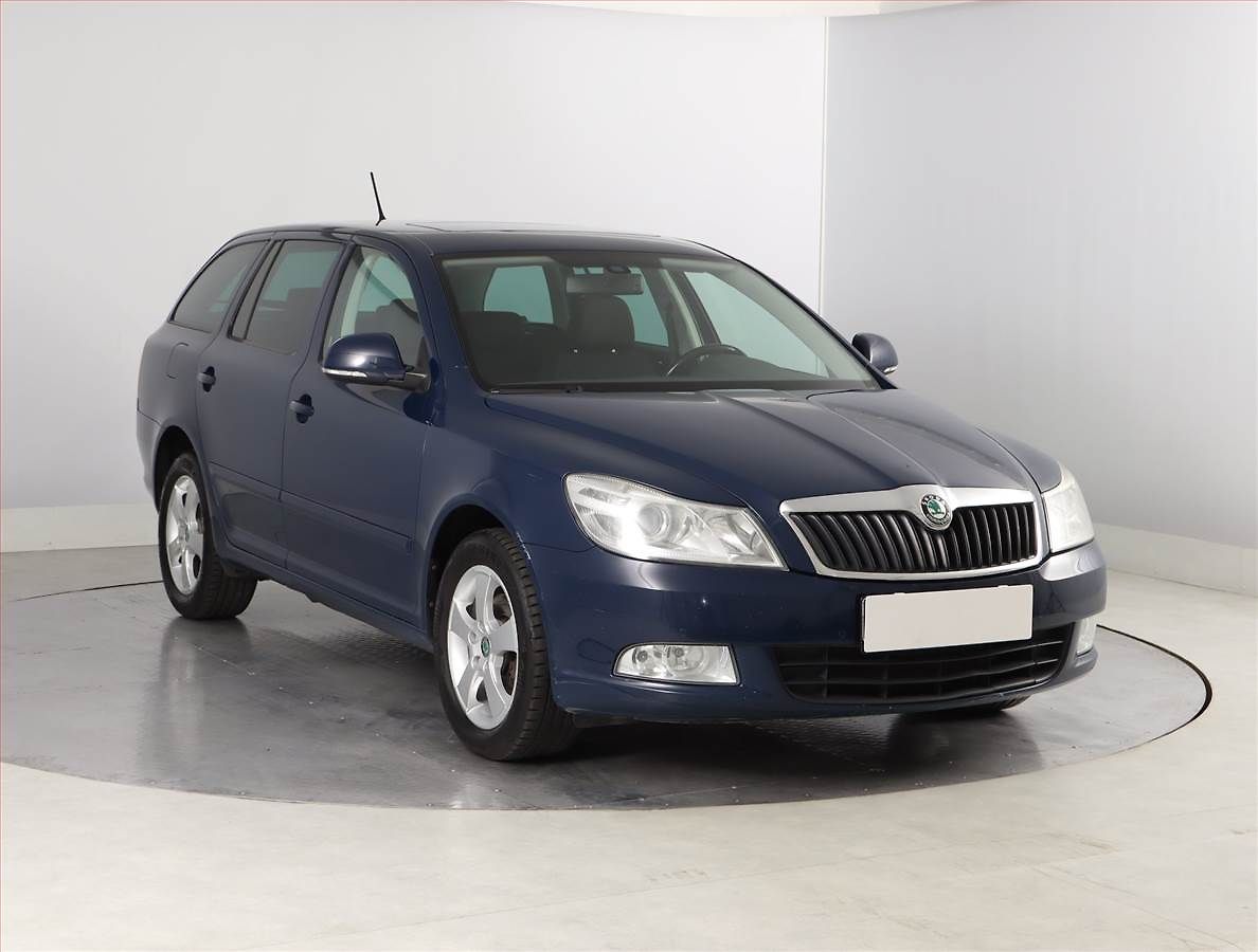 Škoda Octavia Elegance 2.0 TDI, Serv.kniha