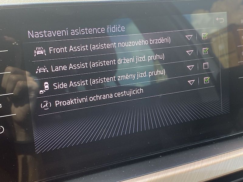 Škoda Scala (2021) 1.5 TSI Style - fotka 21 z 33