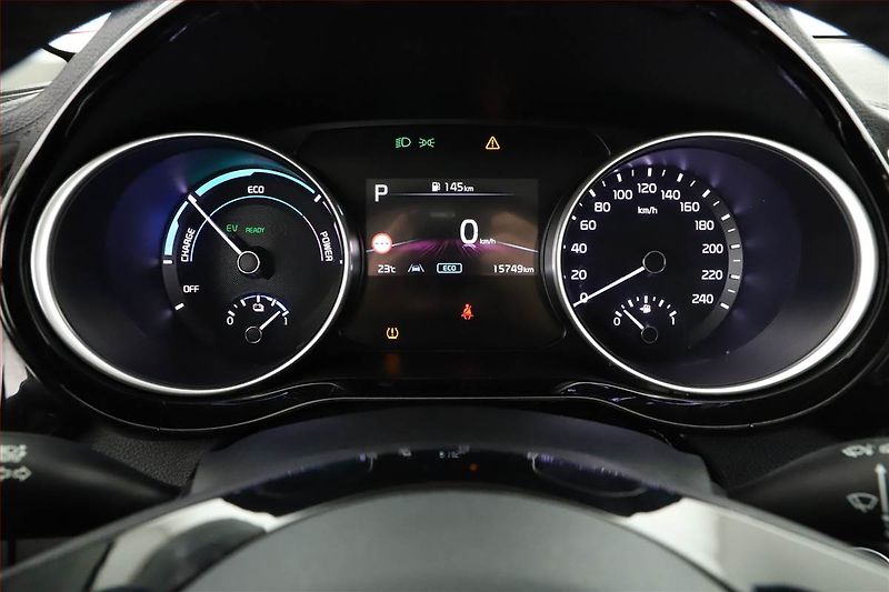Kia Ceed (2022) 1.6 GDI plug-in - fotka 11 z 20