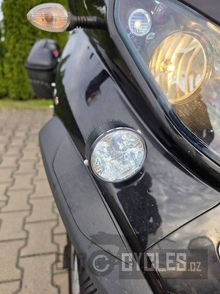 Piaggio MP3 250 LT (2009) - fotka 11 z 20