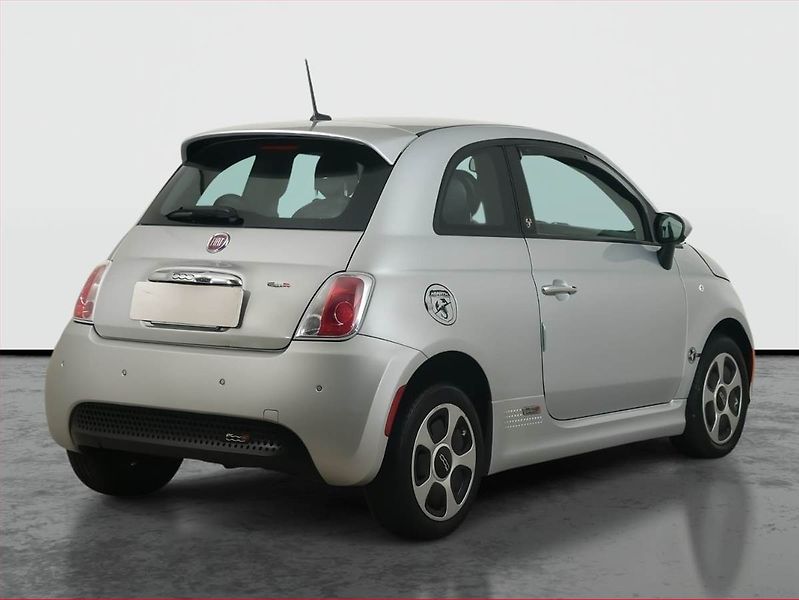 Fiat 500e (2014) 24 kWh, Automat, Tempomat - fotka 5 z 14