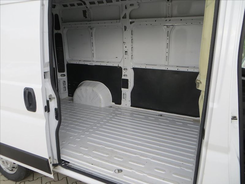 Peugeot Boxer 2,2 BHDI 3300 L2H2 Act. ČR - fotka 10 z 19