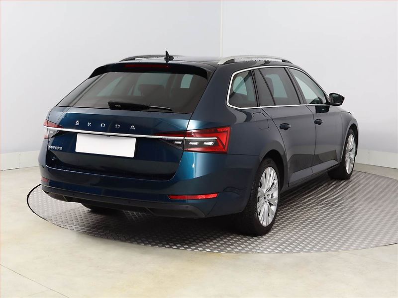 Škoda Superb (2023) Style 2.0 TDI - fotka 5 z 20