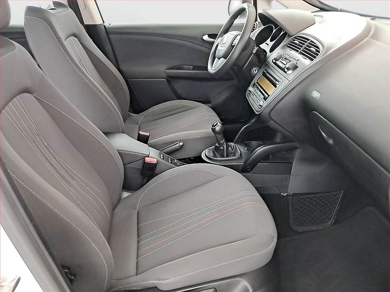 Seat Altea (2013) 2.0 TDI, 4X4, Serv.kniha - fotka 9 z 19