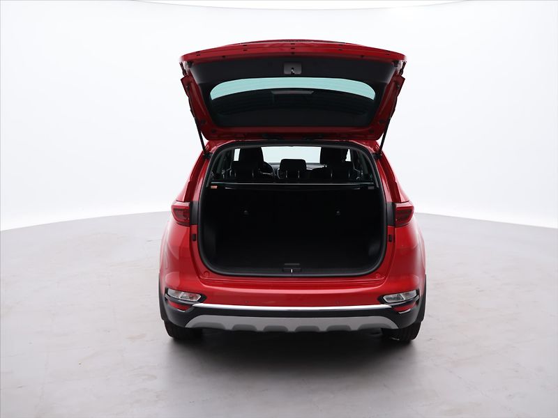 Kia Sportage 1,6 CRDI 100kW Exclusive 1.Maj - fotka 9 z 32