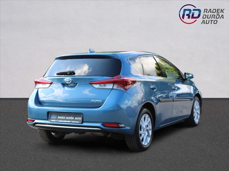 Toyota Auris 1,6 i  NOVÉ V ČR,SERVIS - fotka 5 z 30