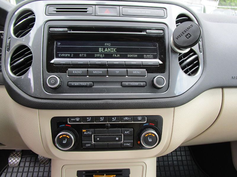 Volkswagen Tiguan 1,4TSi-90KW-STK+NOVÉ ROZVODY - fotka 13 z 18