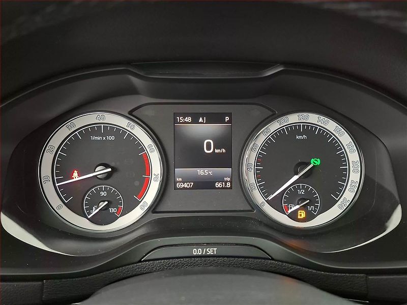 Škoda Karoq (2018) Style 1.5 TSI - fotka 11 z 19